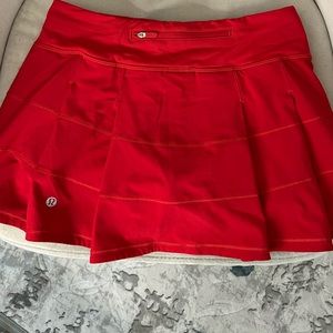 Lululemon pace rival skirt red size 4 EUC